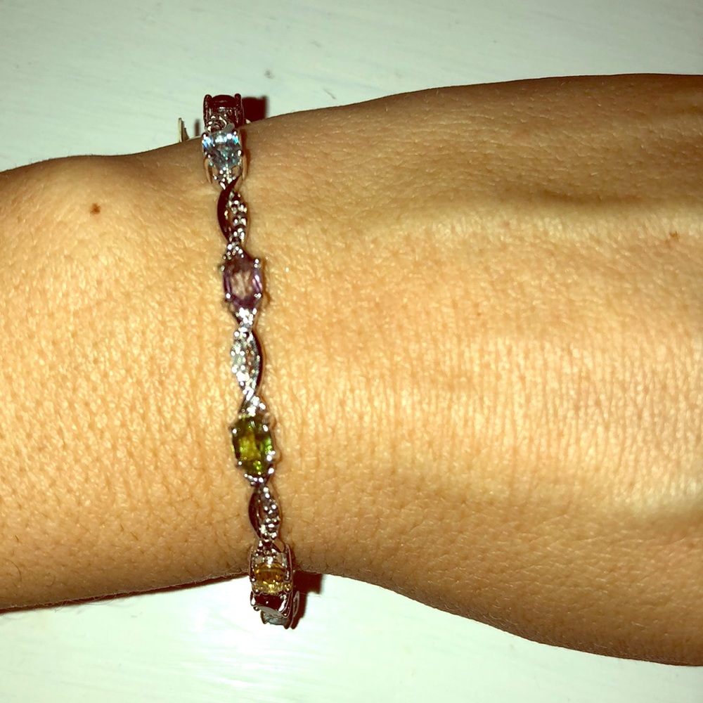 Beautiful multicolor bracelet